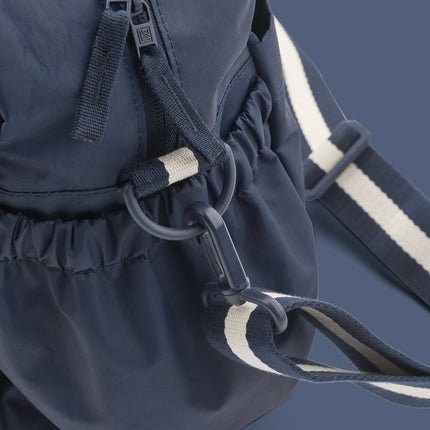 Liewood Carly Classic Navy-vuggetaske