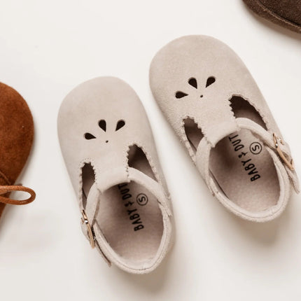 Baby Dutch Baby Schoentjes Evi Sand Suede koop je bij Babywinkel