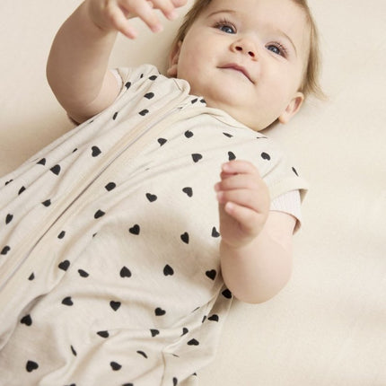 Meyco Slaapzak Baby Zomer Sweet Heart Soft Sand/Black koop je bij Babywinkel
