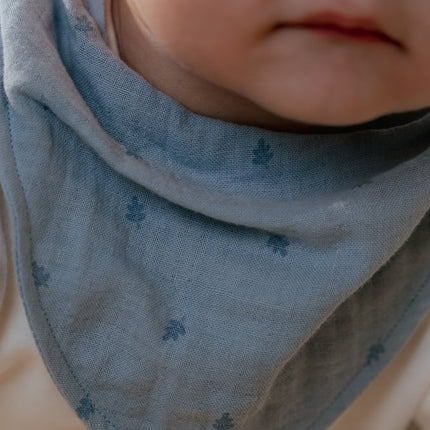 Little Dutch Slabbetje Bandana Pure Denim Blue 2St koop je bij Babywinkel