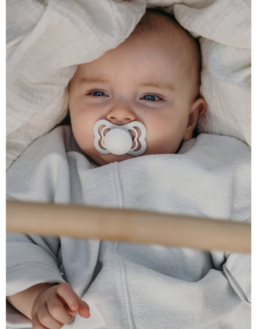 BIBS Speen Maat 1 Silicone Supreme Dark Oak koop je bij Babywinkel