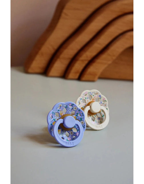 BIBS Spenen Maat 1 x Liberty Pacifier Boheme Chloe Meadow Ivory Mix 2st koop je bij Babywinkel