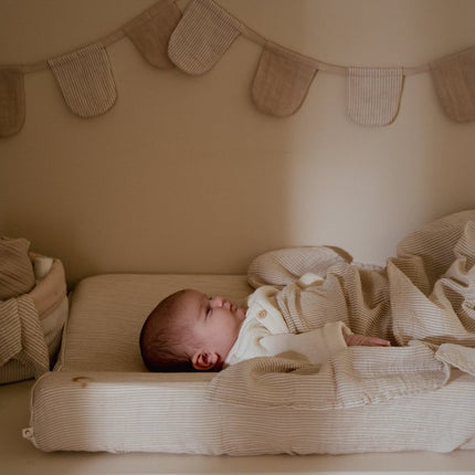 Little Dutch Commodemandje Pure Soft Beige Stripe Klein koop je bij Babywinkel