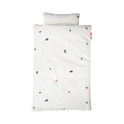 Done by Deer Dekbedovertrek Sea Friends Beige 70x80cm koop je bij Babywinkel