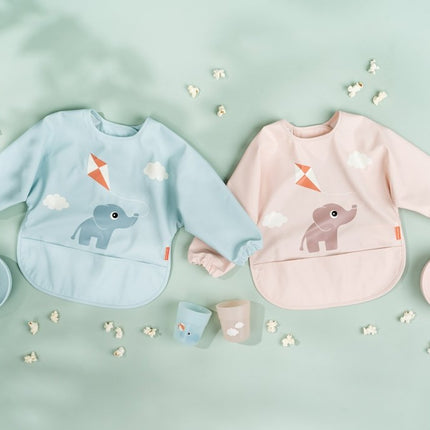 Done by Deer Slabbetje Playground Blue met Mouwen koop je bij Babywinkel