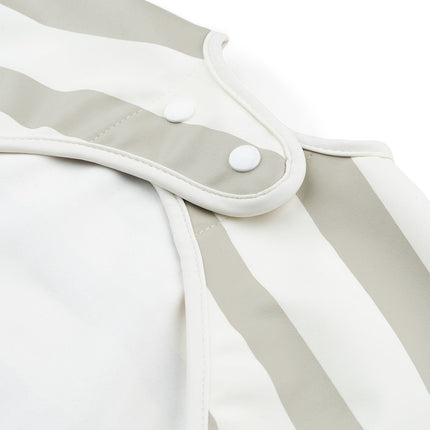 Done by Deer Slabbetje Stripes Met Lange Mouwen Sand koop je bij Babywinkel