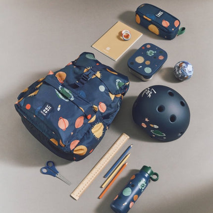 Liewood Waterfles Falk 350Ml Universe/Classic Navy koop je bij Babywinkel