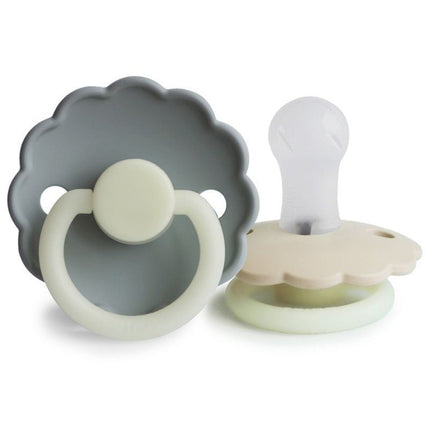 Frigg Speen Maat 1 Daisy Night Cream/Fr.Gray Silicone 2 - Pack koop je bij Babywinkel