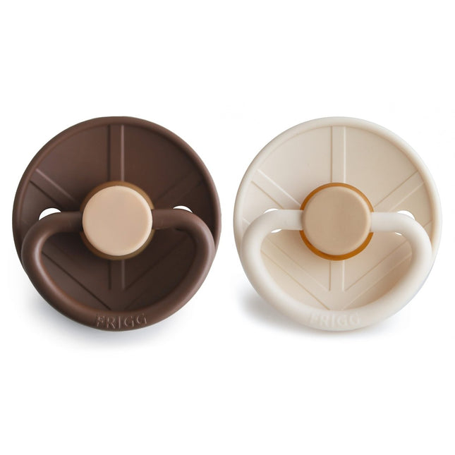 Frigg Speen Maat 1 Little Viking Cocoa/Cream Latex 2St koop je bij Babywinkel
