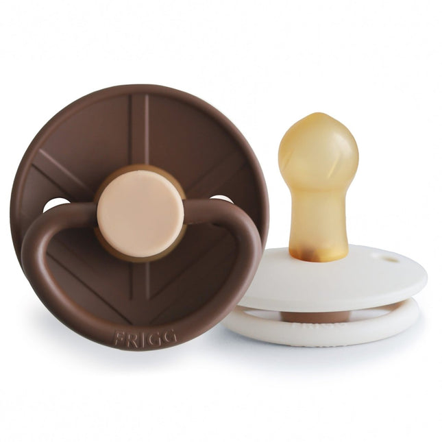 Frigg Speen Maat 1 Little Viking Cocoa/Cream Latex 2St koop je bij Babywinkel