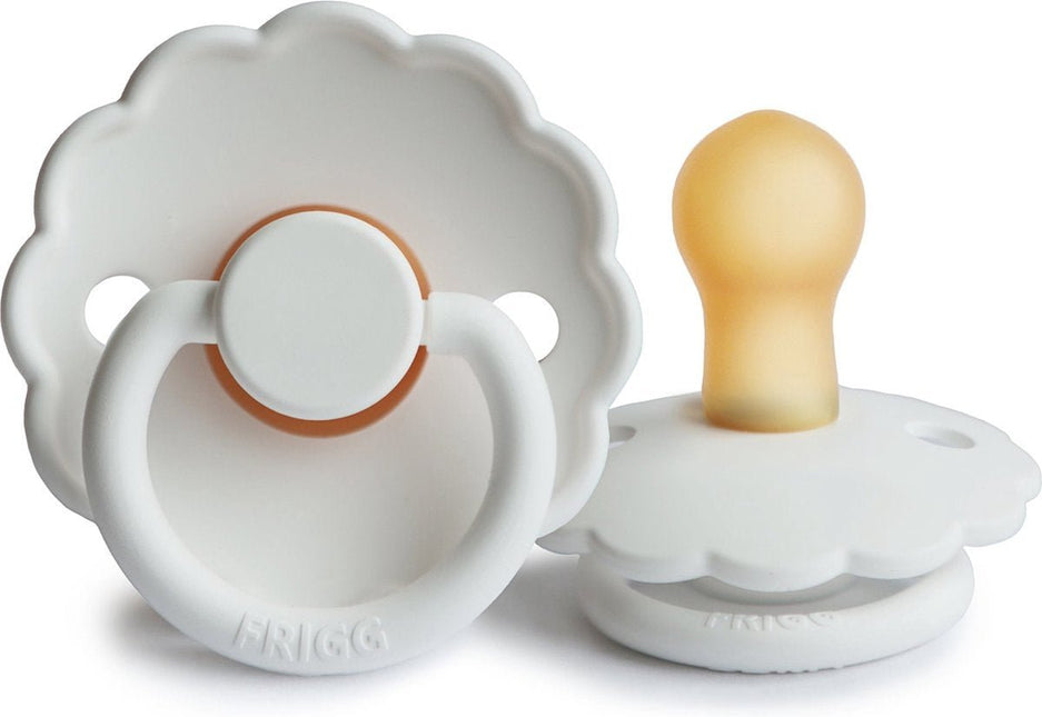 Frigg Speen Maat 2 Daisy Bright White Latex koop je bij Babywinkel
