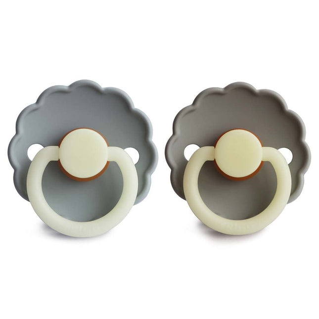 Frigg Speen Maat 2 Daisy Night French Gray / Portobello Silicone 2 - Pack koop je bij Babywinkel