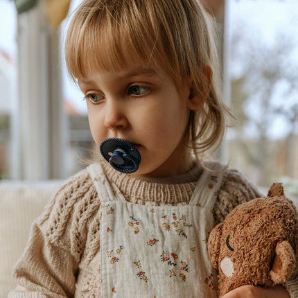 Frigg Speen Maat 2 Rope Silver Gray/Dark Navy Latex 2 - Pack koop je bij Babywinkel