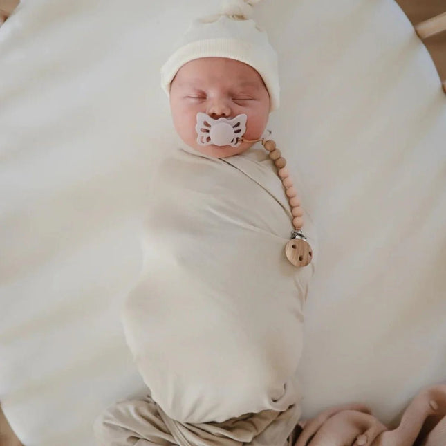 Frigg Speen Maat 2 Vlinder Grijs Silicone koop je bij Babywinkel