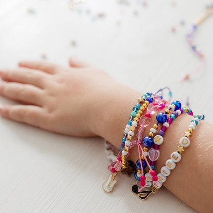 Gekleurde Knutselset Kralen Armbanden Maken koop je bij Babywinkel