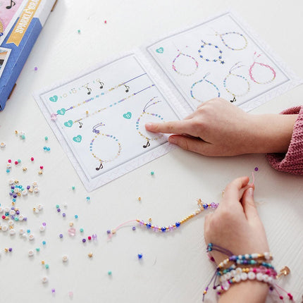 Gekleurde Knutselset Kralen Armbanden Maken koop je bij Babywinkel