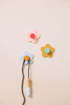Kid's Concept Wandhaak Flower Mix 3St koop je bij Babywinkel