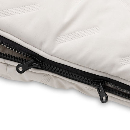 Jollein Voetenzak Embossed/ Sand koop je bij Babywinkel