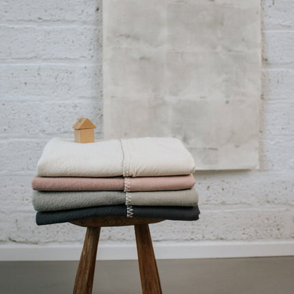 Koeka Ledikantdeken Flanel Runa Leaf koop je bij Babywinkel