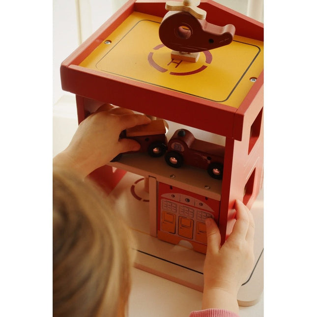 Konges Slojd Houten Speelgoed Brandweerkarzerne koop je bij Babywinkel