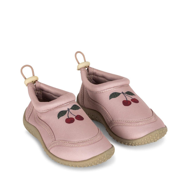 Konges Slojd Waterschoentjes Cherry koop je bij Babywinkel