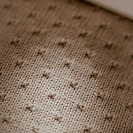 Little Dutch Ledikantdeken Pure Soft Beige Gebreid koop je bij Babywinkel