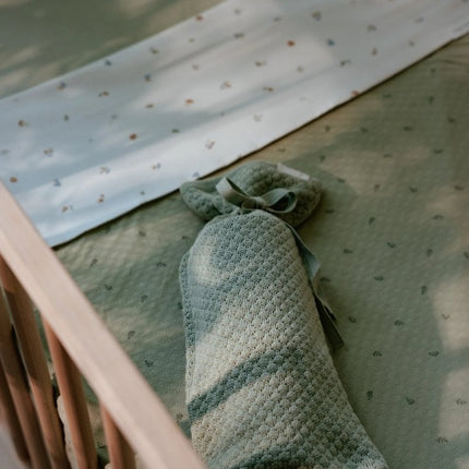 Little Dutch Ledikantdeken Pure Sage Leaves koop je bij Babywinkel