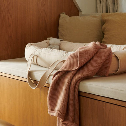 Liewood Babynestje Gro Confetti Sandy koop je bij Babywinkel