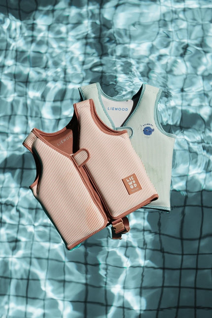Liewood Zwemvest Dove Seersucker Riverside/ Creme De La Creme koop je bij Babywinkel