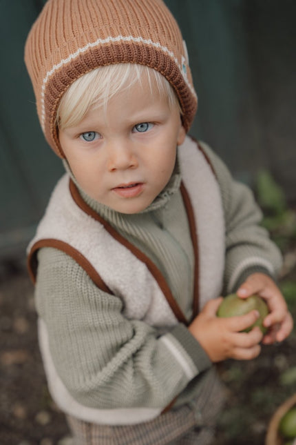 Little Dutch Babymutsje Gebreid Brown koop je bij Babywinkel