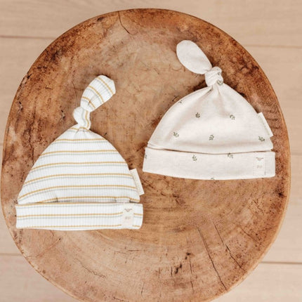 Little Dutch Babymutsje Met Knoop Streep koop je bij Babywinkel
