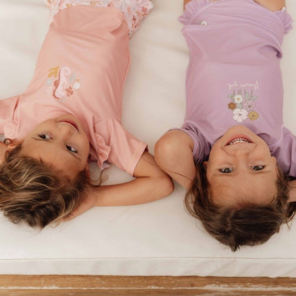 Little Dutch Zwembroek Kind Ruches Mauve koop je bij Babywinkel