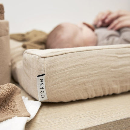Meyco Baby Uni Aankleedkussenhoes Pre - Washed Hydrofiel Sand 50X70Cm koop je bij Babywinkel