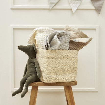 Meyco Baby Waffle Cotton Ledikant Deken Sand 100x150cm koop je bij Babywinkel