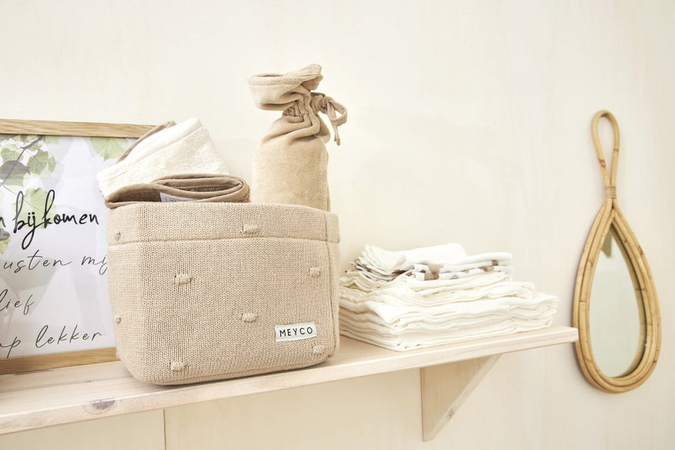 Meyco Commodemandje Medium Mini Knots Sand koop je bij Babywinkel