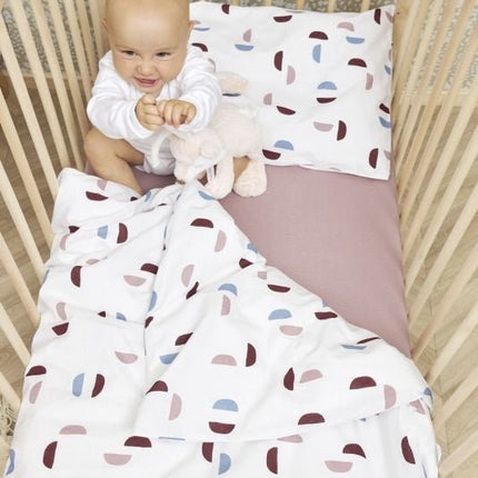 Meyco Dekbedovertrek Met Kussensloop Shapes Lilac 120X150 cm koop je bij Babywinkel