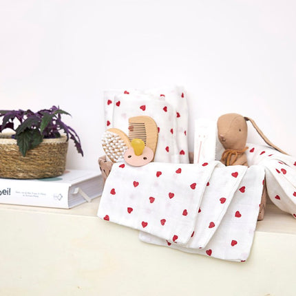 Meyco Hydrofiele Doek Sweet Heart Red 9St koop je bij Babywinkel