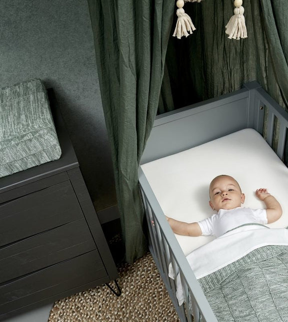 Meyco Klamboe Baby Uni Forest Green koop je bij Babywinkel