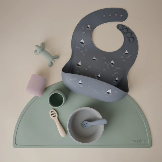 Mushie Baby Kom Siliconen Stone koop je bij Babywinkel