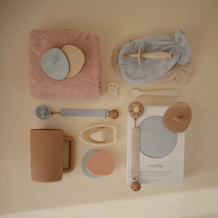 Mushie Babyborstel Anti - Berg Blush Shifting Sand 2St koop je bij Babywinkel