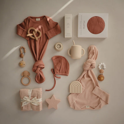 Mushie Babymutsje Bonnet Cedar koop je bij Babywinkel