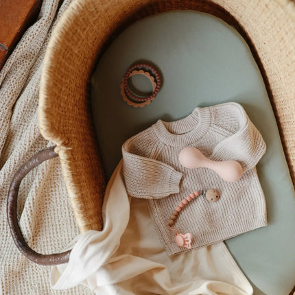Mushie Bijtring Armband Siliconen Berry/Marigold/Khaki 3st koop je bij Babywinkel