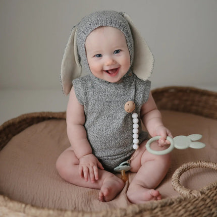 Mushie Bijtring Konijn Sage koop je bij Babywinkel