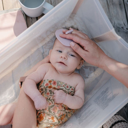 Mushie Babyborstel Cradle Cap Rose/Soft Lilac 2St koop je bij Babywinkel