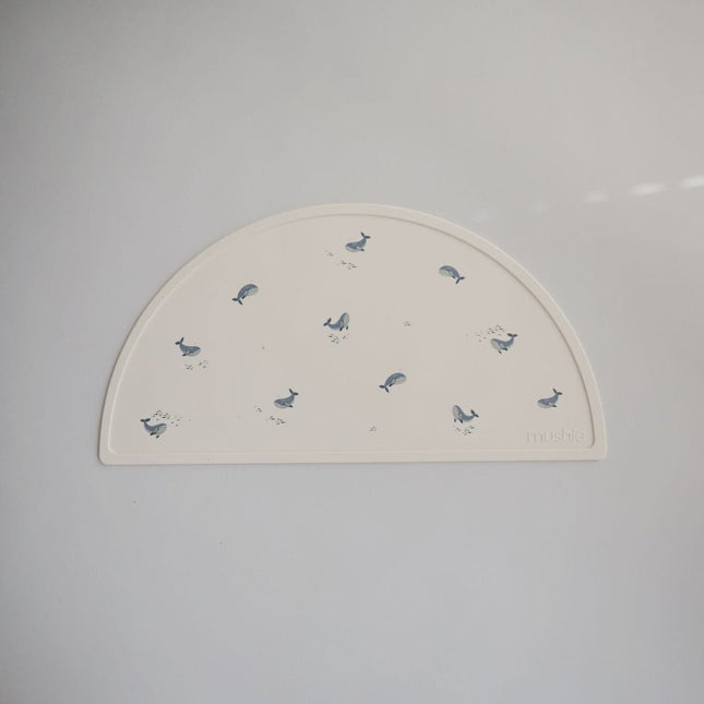 Mushie Giftbox Kinderservies Set Rond Smoke koop je bij Babywinkel
