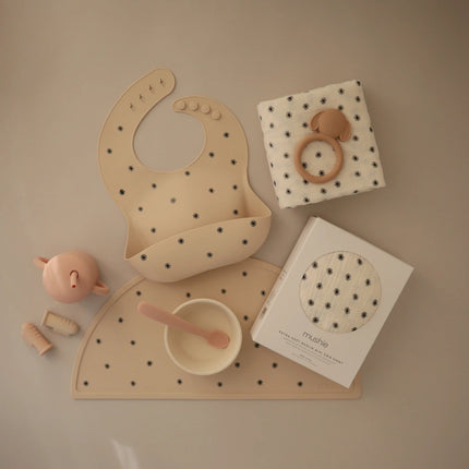 Mushie Inbakerdoek Black Daisy koop je bij Babywinkel