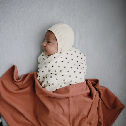 Mushie Inbakerdoek Black Daisy koop je bij Babywinkel