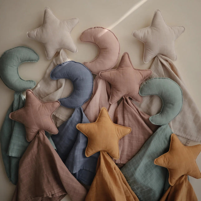 Mushie Knuffeldoekje Lovey Moon Roman Green koop je bij Babywinkel