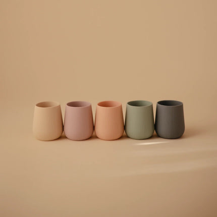 Mushie Oefenbeker Blush koop je bij Babywinkel
