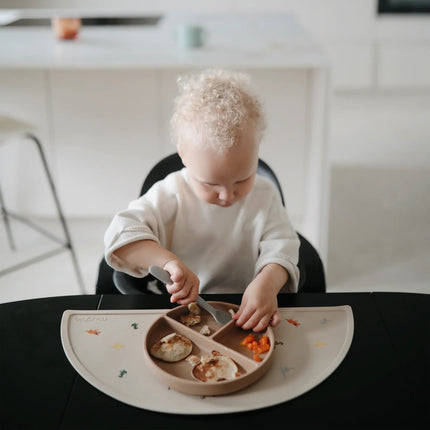Mushie Placemat Dino koop je bij Babywinkel